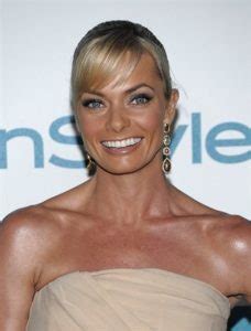 Jaime Pressly Biography, Age, Height, Husband, Net Worth, Family